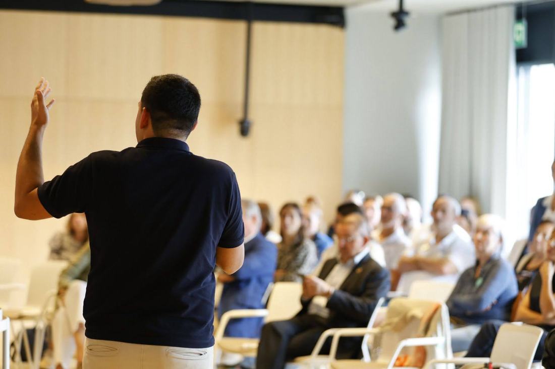 Comunitat científica en una edició anterior del Plogging Congress